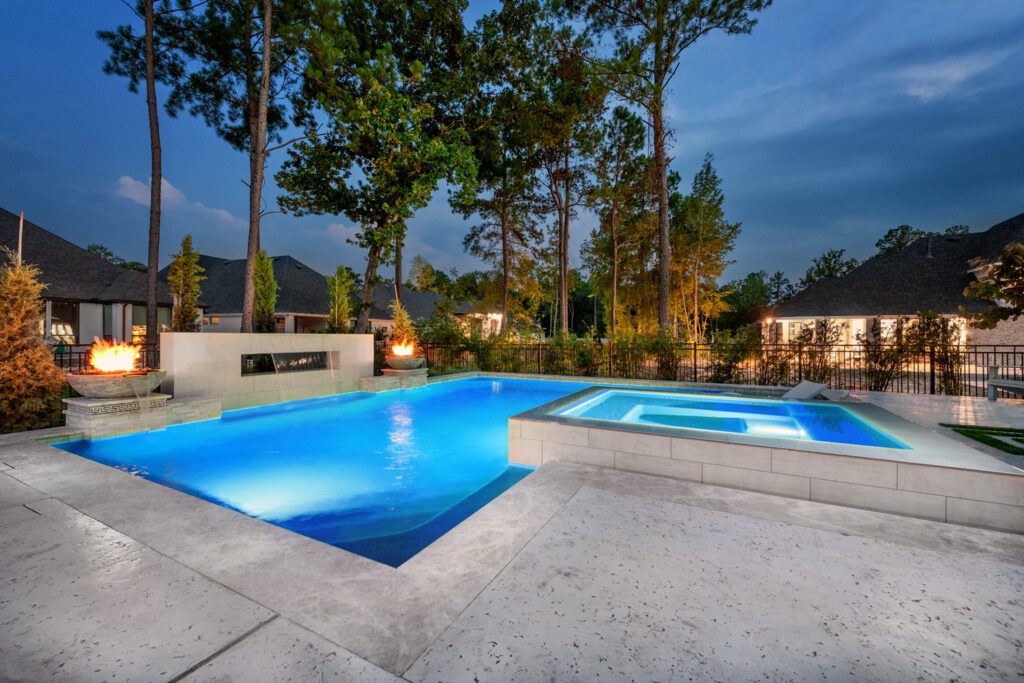 Luxury Backyard Pool